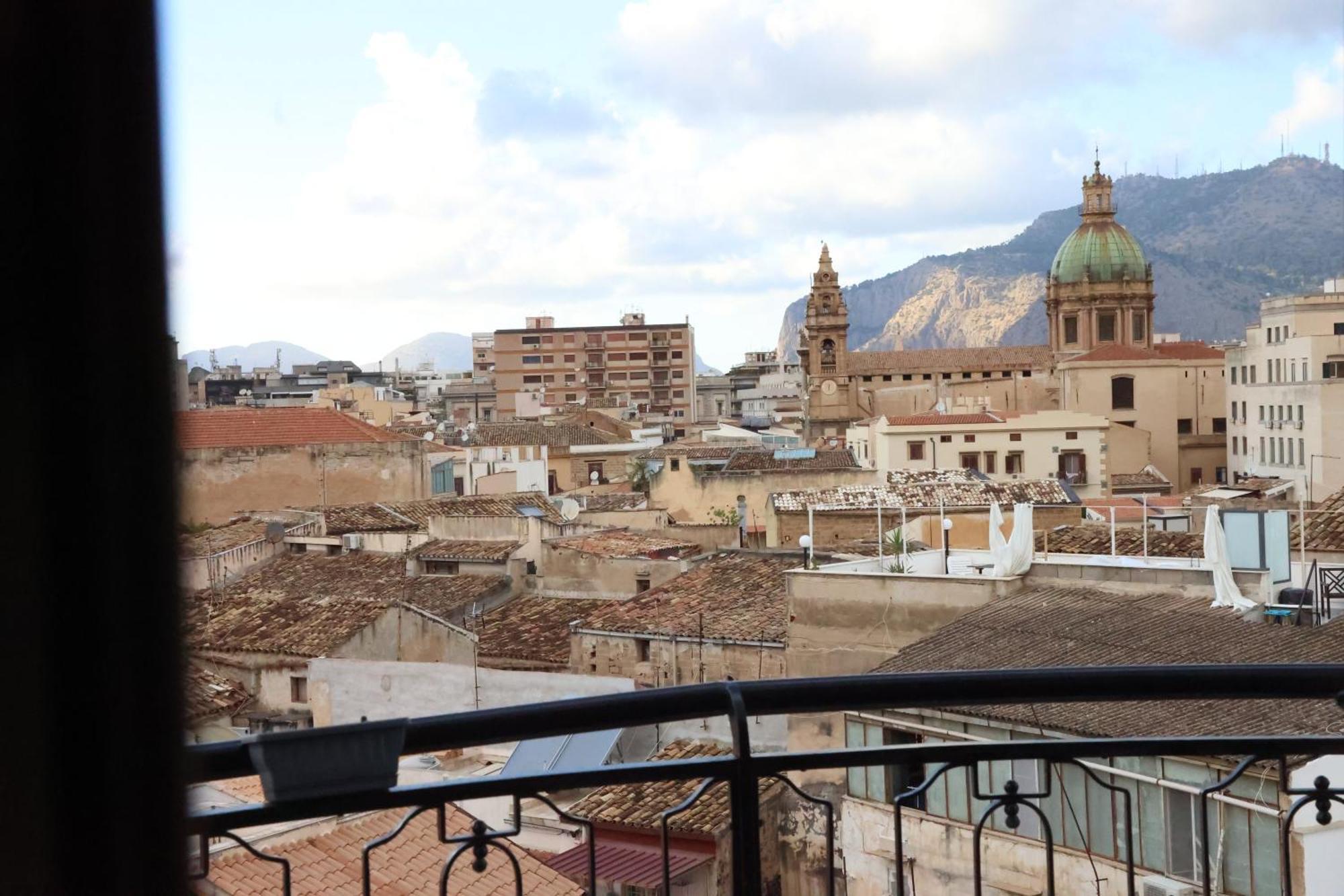 Palermo Centro Affittacamere Spina Esterno foto